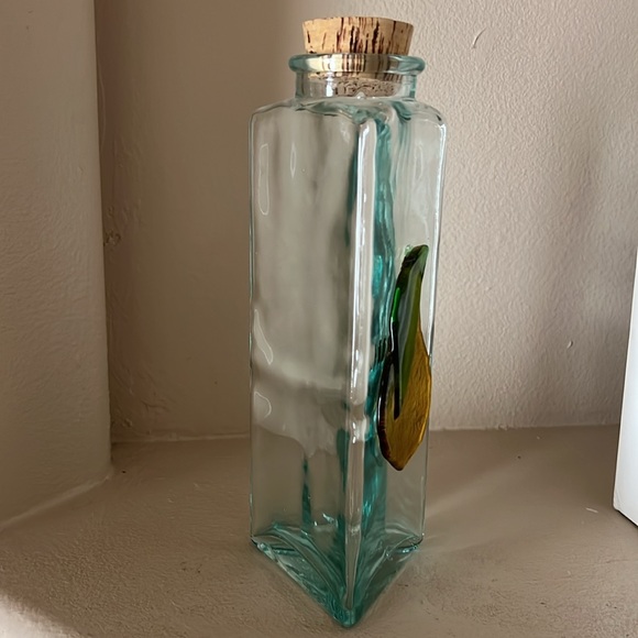 Italian glass bottle with cork lid - Picture 2 of 7